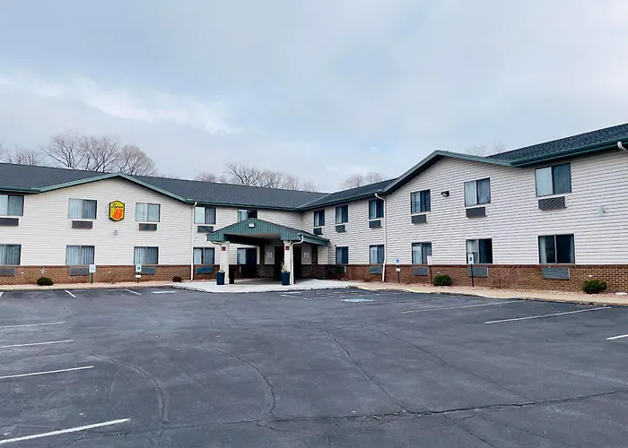 Super 8 By Wyndham Shakopee