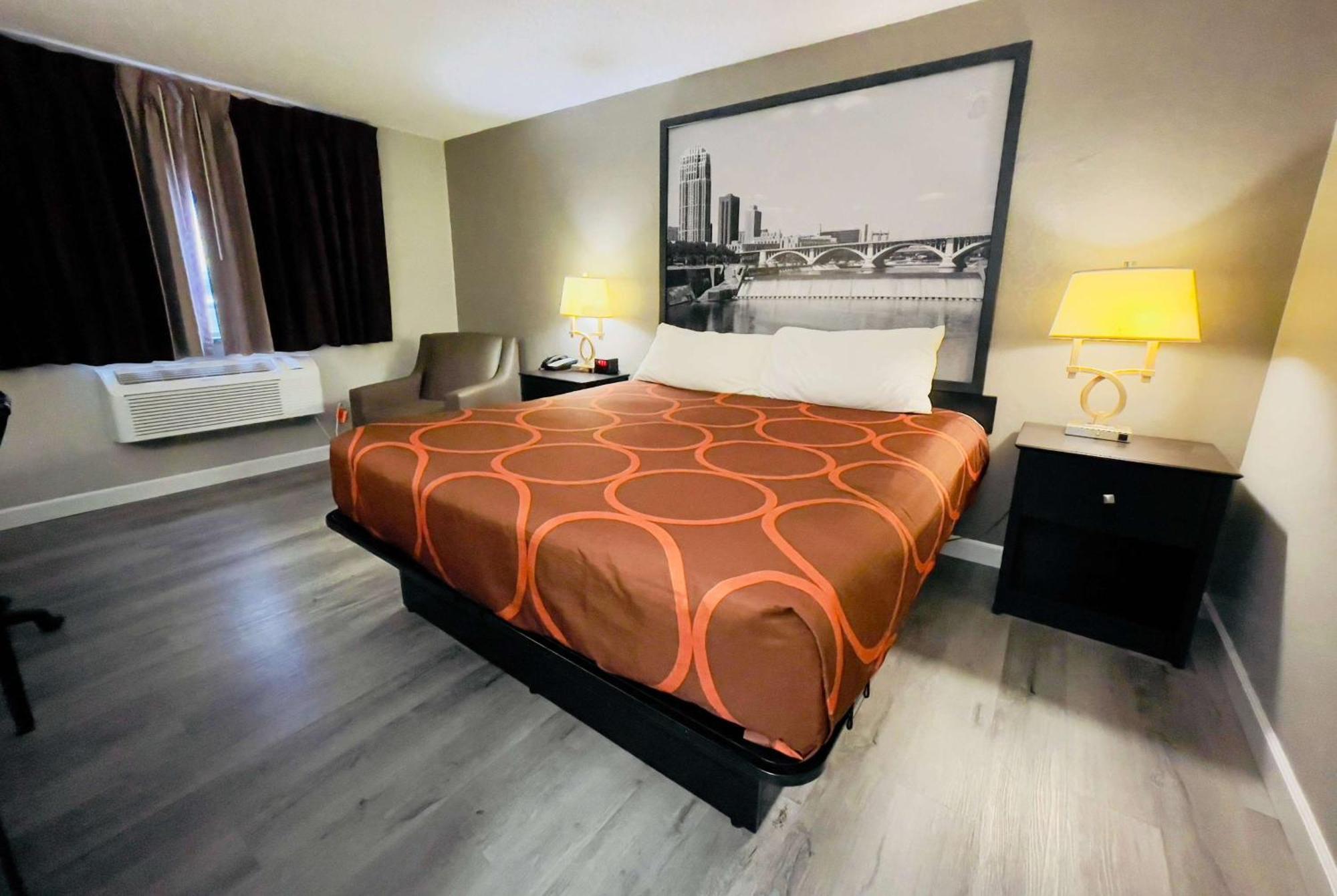 Super 8 By Wyndham