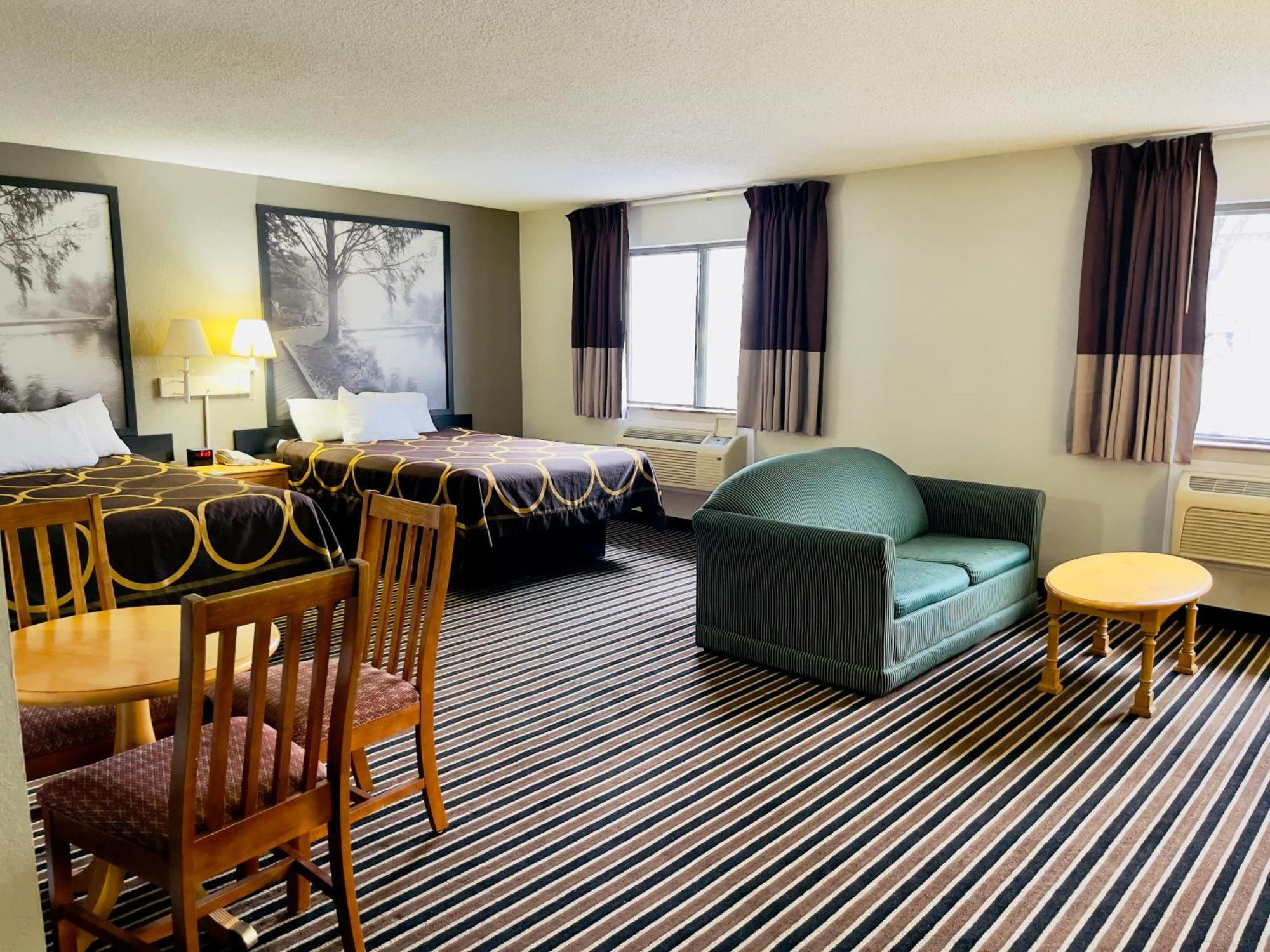 Super 8 By Wyndham 2*