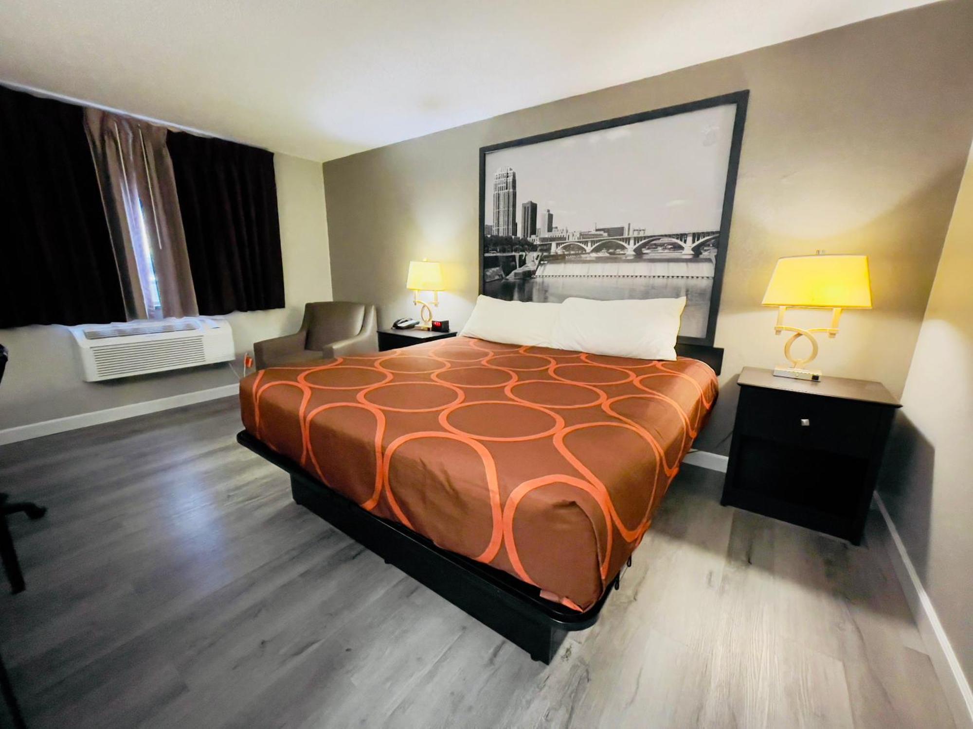 Hotel Super 8 By Wyndham 2*