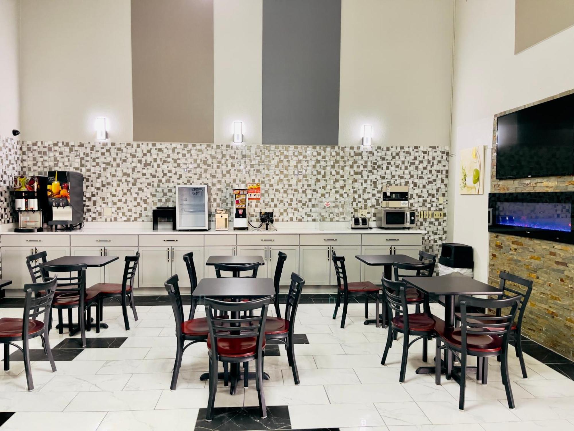 Super 8 By Wyndham Hotel Shakopee