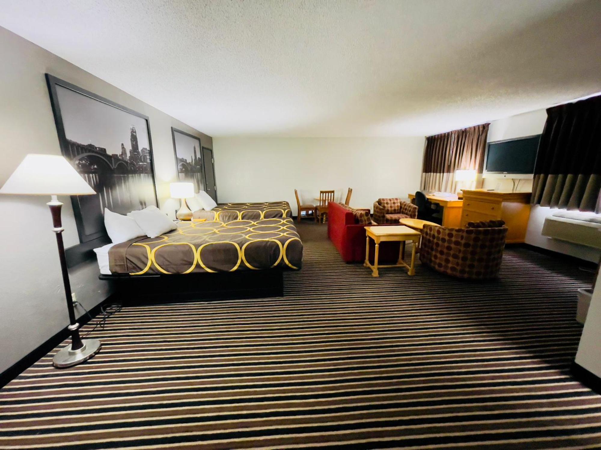 Super 8 By Wyndham 2*